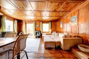 Posezení v ubytování Appartement Walserstuba by A-Appartments