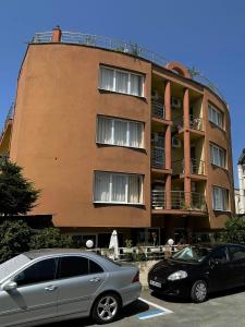 Φωτογραφία από το άλμπουμ του Hotel Damyanoff σε Lozenets