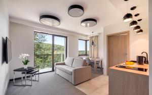 Część wypoczynkowa w obiekcie Czarny Kamień Resort & SPA