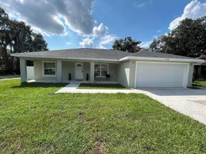 Fotografie z fotogalerie ubytování 3 Bed 2 Bath Sleeps 6 Pool Retreat in Eustis, FL!!! v destinaci Eustis