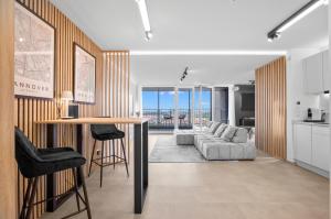 Posezení v ubytování SkyView meets Luxury by CordisSky