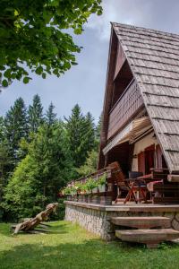 O grădină în afara Wooden Cottage