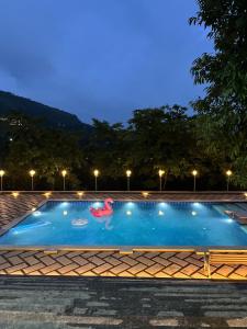 Φωτογραφία από το άλμπουμ του Casa Ashrin Pawna by Swastik Royale σε Malavli