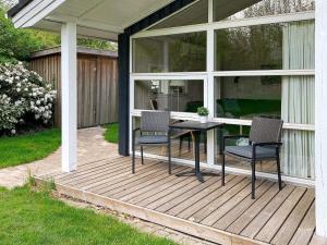 Κήπος έξω από το 7 person holiday home in Gilleleje