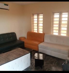 Fotografie z fotogalerie ubytování Merit Hotel & lounge v destinaci Bale Akiosi + 7 fotografií