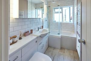 Un baño de Host & Stay - Knights Manor Way