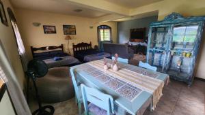 Posezení v ubytování Casa do Lago