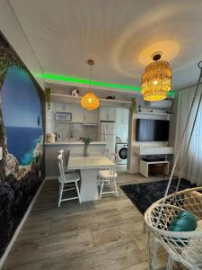 Η κουζίνα ή μικρή κουζίνα στο Apartamento no Centro de Barra Velha com vista para o Mar