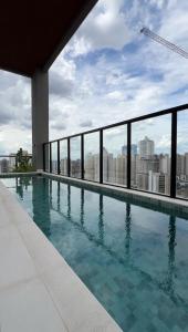 Hồ bơi trong/gần #1704 S# Lindo Flat decorado mobiliado- St. Bueno