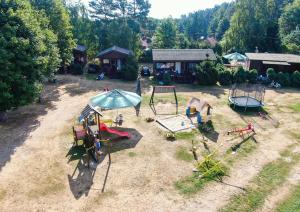 Legeområdet for børn på Ośrodek wypoczynkowy Łoś + 1 billede