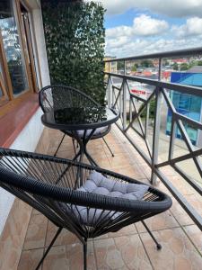 Un balcon sau o terasă la Apartament Disco Szczytno +6 fotografii