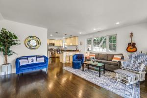 Χώρος καθιστικού στο Zen Lake House