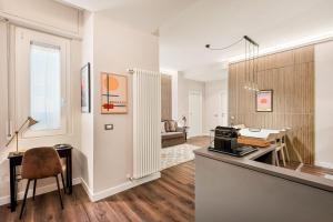 Kuchyň nebo kuchyňský kout v ubytování Cinque Terre The Abbey Apt - Two bathrooms