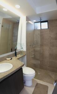 Koupelna v ubytování Habitación Privada en Apartamento en Bogotá Norte + 25 fotografií