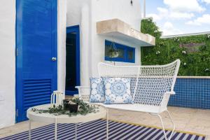 Balkón nebo terasa v ubytování Ocean Park 1BD 1BA Pool Walk to beach -Santorini 7