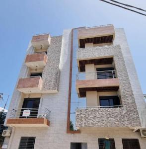 Το κτήριο όπου στεγάζεται  το διαμέρισμα