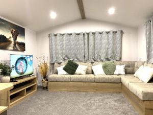 Khu vực ghế ngồi tại BAF Luxury Stays - Billing Aquadrome - Caravan Sleeps 8
