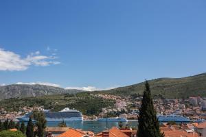 Imagen de la galería de Apartments Laledo, en Dubrovnik