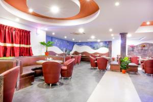 Octave Hotel and Spa - JP Nagar的休息区