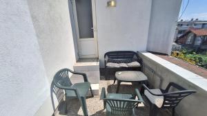 Posezení v ubytování Newly two bedroom apartments