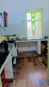 Η κουζίνα ή μικρή κουζίνα στο Saltlake Villa