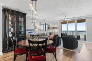 Χώρος καθιστικού στο DiMucci Towers Ten 1604