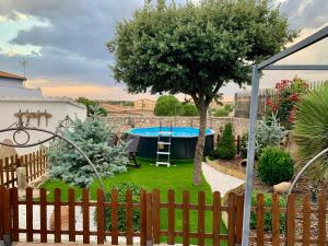 Gallery image of Casa Rural "Rincón del Edén" in Tardobispo