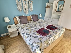 Katil atau katil-katil dalam bilik di Scandi'Nest 2 Rooms & Terrace +11 gambar