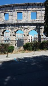 Fotografia z galérie ubytovania Arco Arina Apartment v destinácii Pula