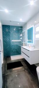 a bathroom with a tub and a sink and a mirror at Casa de Férias Privada in Amares