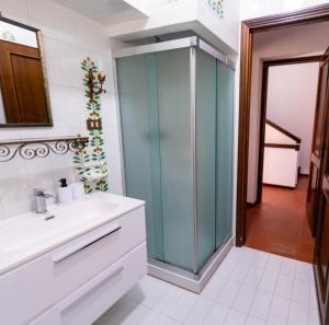 Ένα μπάνιο στο LuminHouse Addaura Pool +15 φωτογραφίες