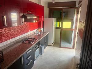 Kuchyň nebo kuchyňský kout v ubytování Apartamento familiar cerca del mar, Martil