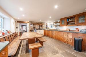 Køkken eller tekøkken på Purbeck - Dorset, Idyllic 4 Bed Thatched Cottage