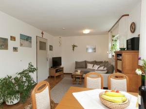 Телевизор и/или развлекательный центр в Ferienwohnung in Sellerich