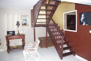 Μια τηλεόραση ή/και κέντρο ψυχαγωγίας στο Villa VICTORIA, le paradis les pieds dans l'eau