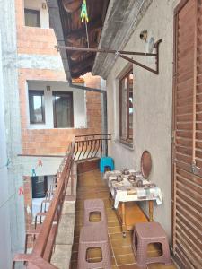 Prostor za sedenje u objektu Apartment Shadrvan