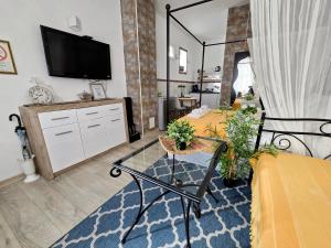 Η κουζίνα ή μικρή κουζίνα στο Angelina apartmani.