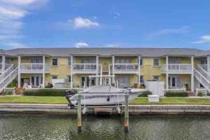 Το κτήριο όπου στεγάζεται  το διαμέρισμα