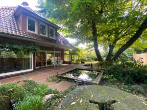Zahrada ubytování Haus, idyllischer Garten, Garage