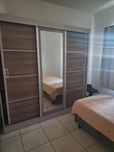 Postel nebo postele na pokoji v ubytování Apartamento Charmoso no térreo