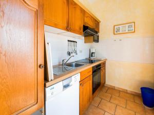 Dapur atau dapur kecil di Ancienne Gendarmerie with Sea Views +18 gambar