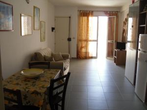 Dining area sa apartment