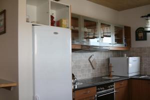 Kuchyň nebo kuchyňský kout v ubytování Litlabjarg Guesthouse