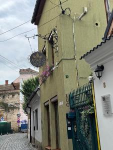 Η γειτονιά γύρω από ή μία γειτονιά κοντά σε αυτό το ξενοδοχείο διαμερισμάτων