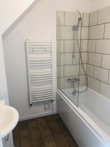 Ένα μπάνιο στο Beach house for 10