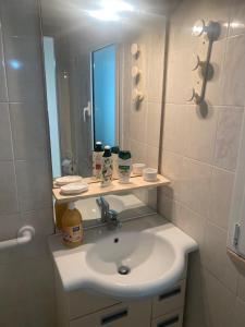 Ένα μπάνιο στο VILLA CASuZZE 1 - a few steps from the sea +44 φωτογραφίες