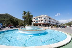 En generel udsigt til bjerge eller udsigt til bjerge taget fra lejligheden