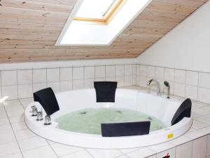 Gambar di galeri bagi 14 person holiday home in Rødby-By Traum di Kramnitse