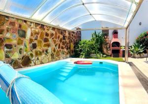 Πισίνα στο ή κοντά στο Villa Medinilla with private Pool in Conil