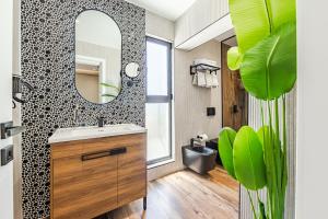 Ένα μπάνιο στο Hotel Villa Verona +80 φωτογραφίες